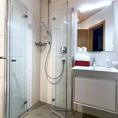Haus Claudia Lipp 아파트 힌델랑